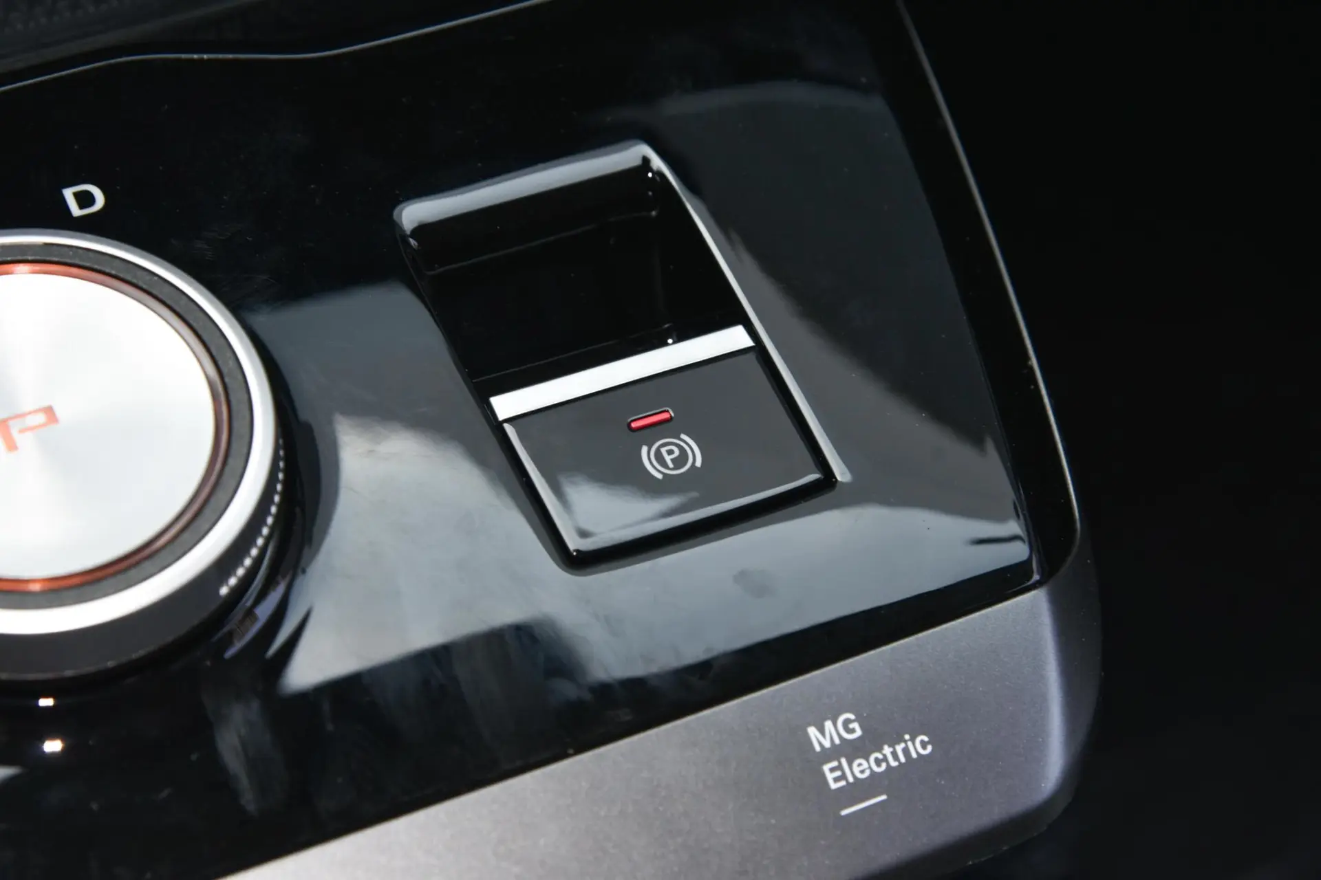 Discover MG MG4 EV Exterior Interior Images.Find all aspects and details of cars.