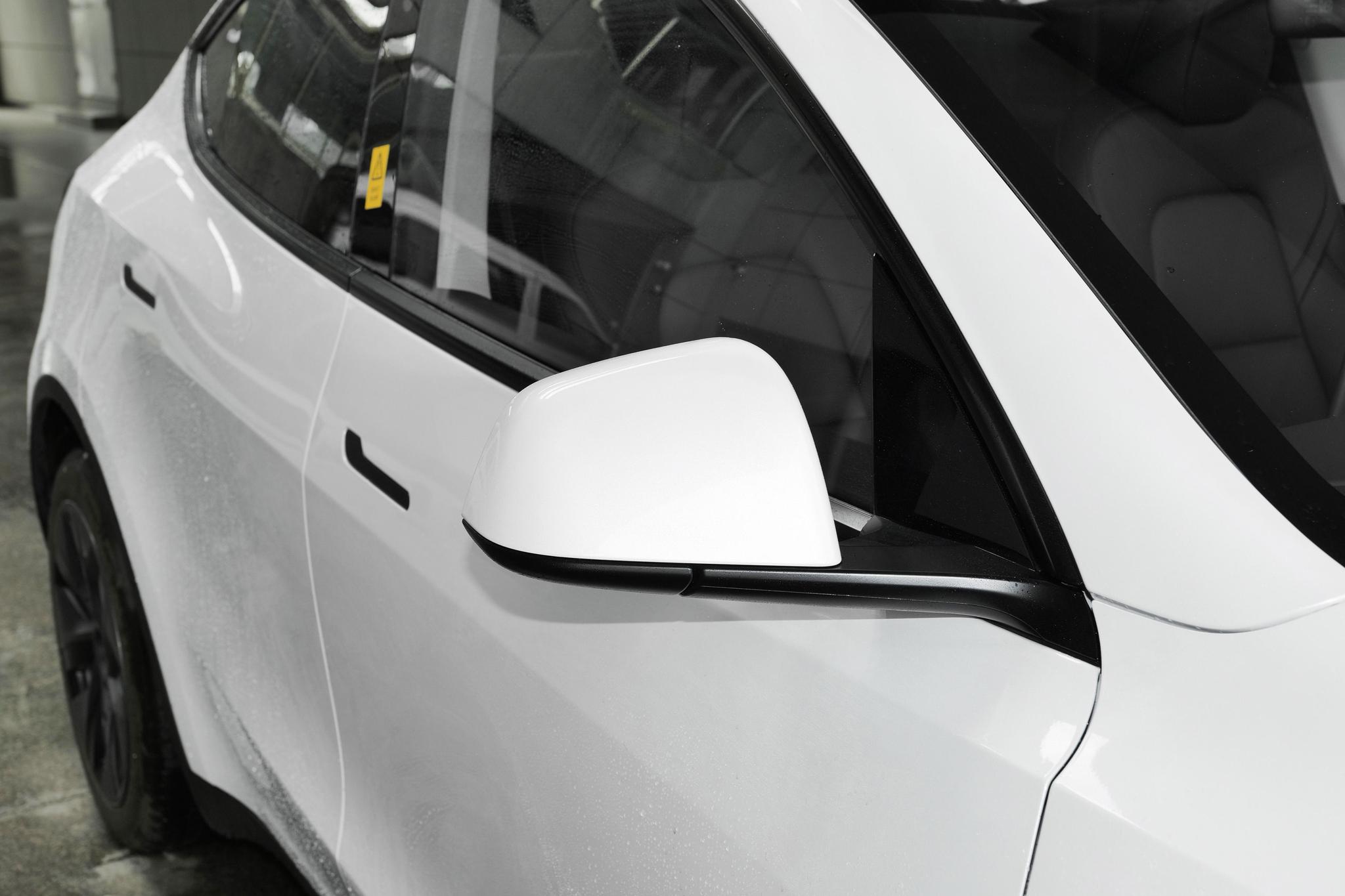 Discover Tesla Tesla Model Y Exterior Interior Images.Find all aspects and details of cars.