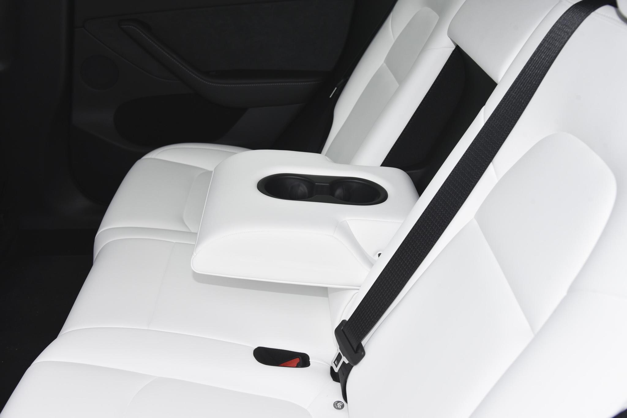 Discover Tesla Tesla Model Y Exterior Interior Images.Find all aspects and details of cars.