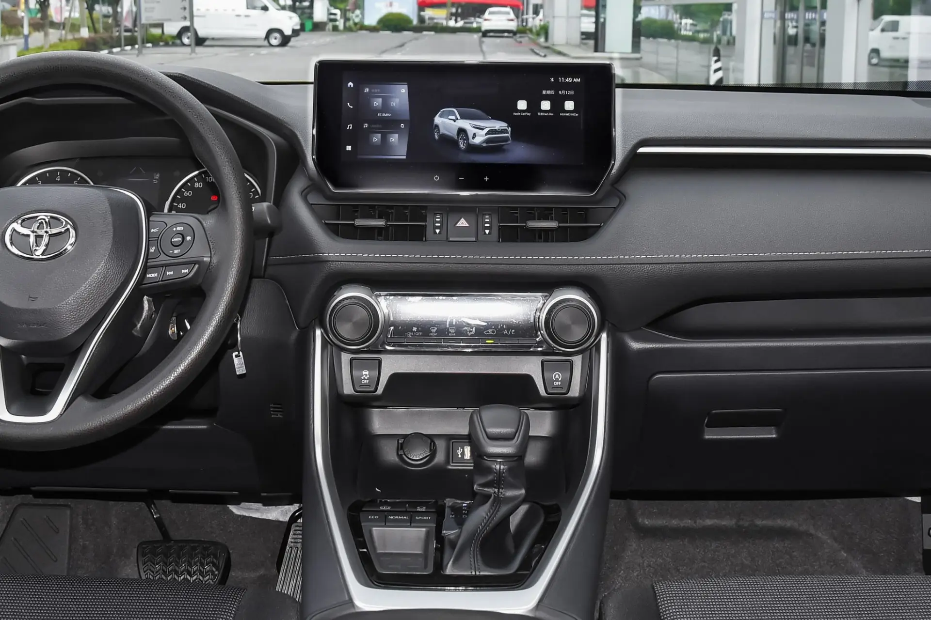 Discover Toyota Toyota RAV4 Exterior Interior Images.Find all aspects and details of cars.