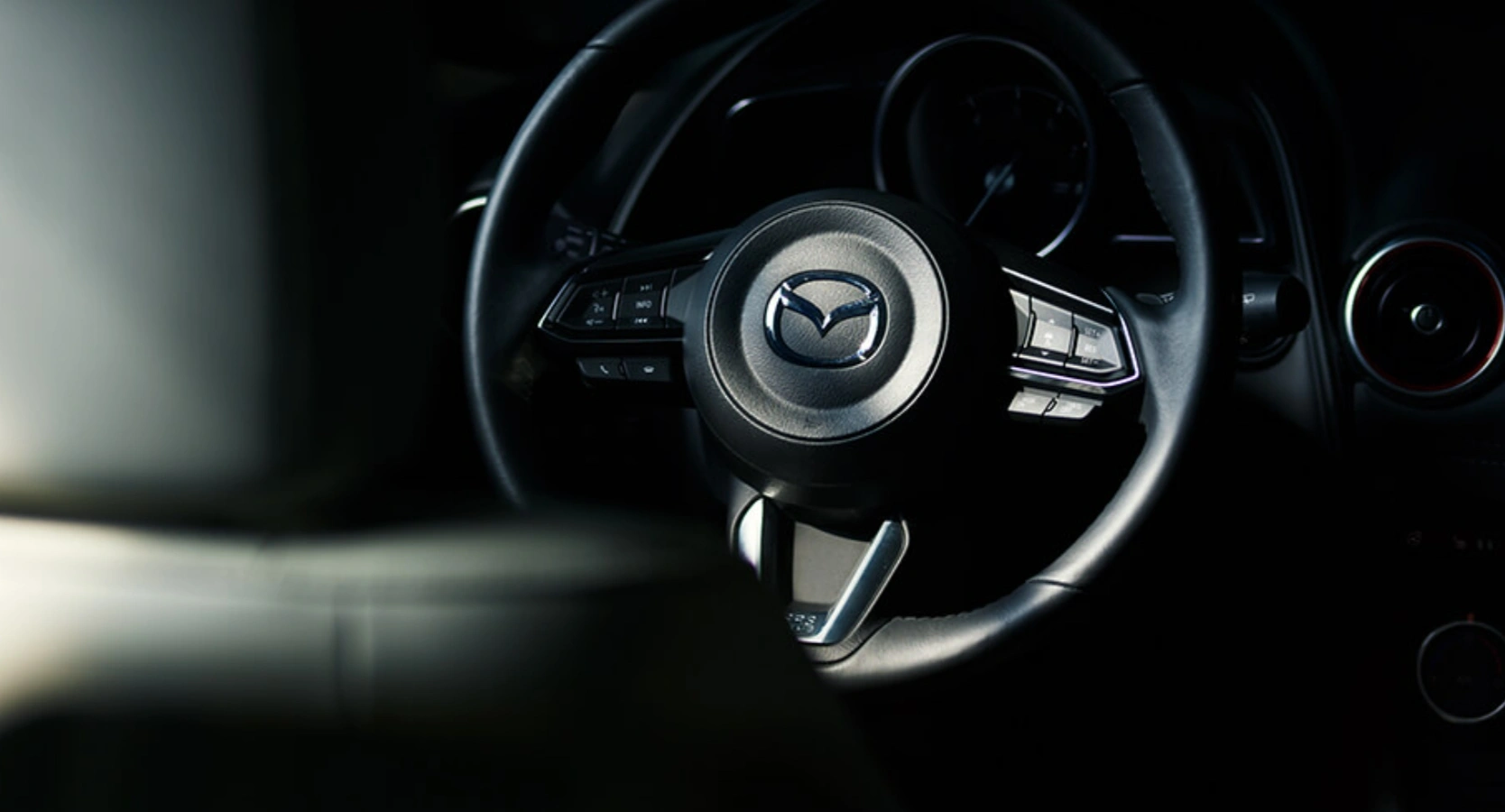 Discover Mazda Mazda CX3 Exterior Interior Images.Find all aspects and details of cars.