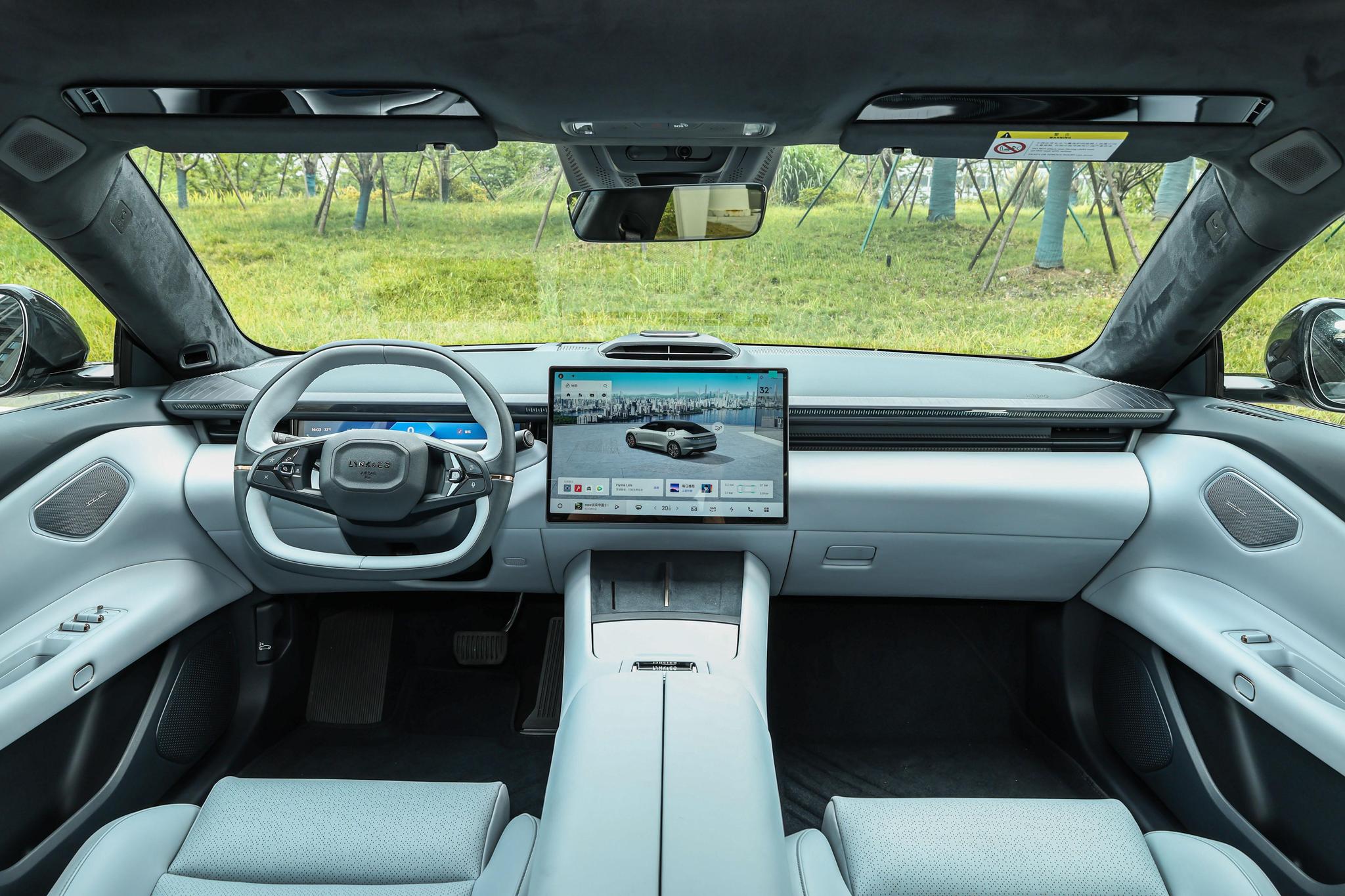 Discover LYNK&CO Lynk & Co Z10 Exterior Interior Images.Find all aspects and details of cars.