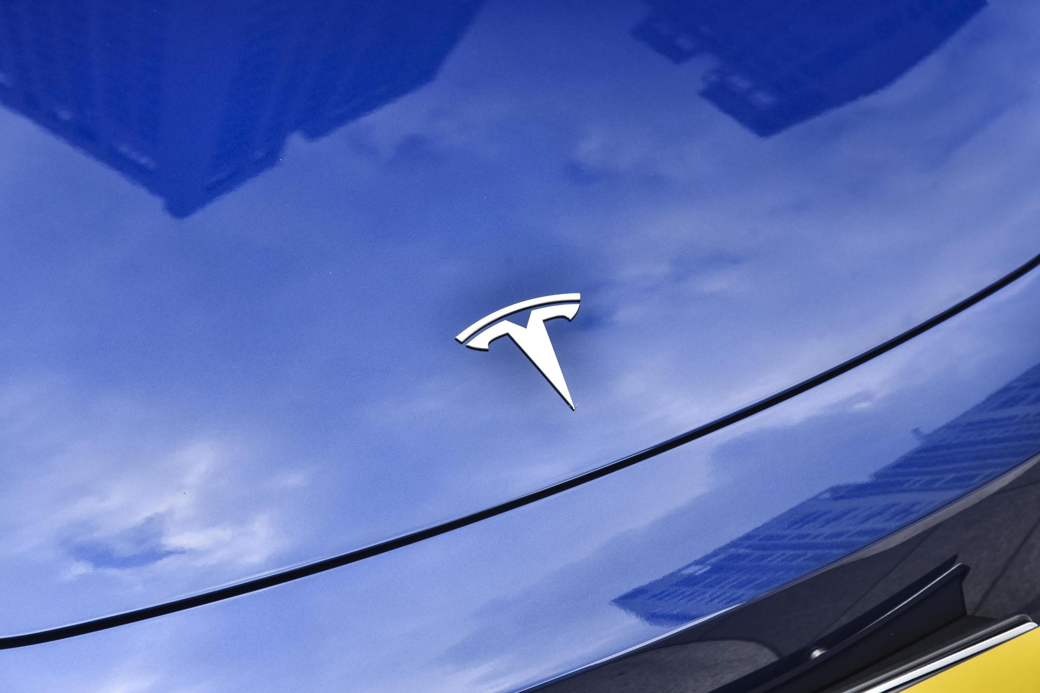 Discover Tesla Tesla Model 3 Exterior Interior Images.Find all aspects and details of cars.