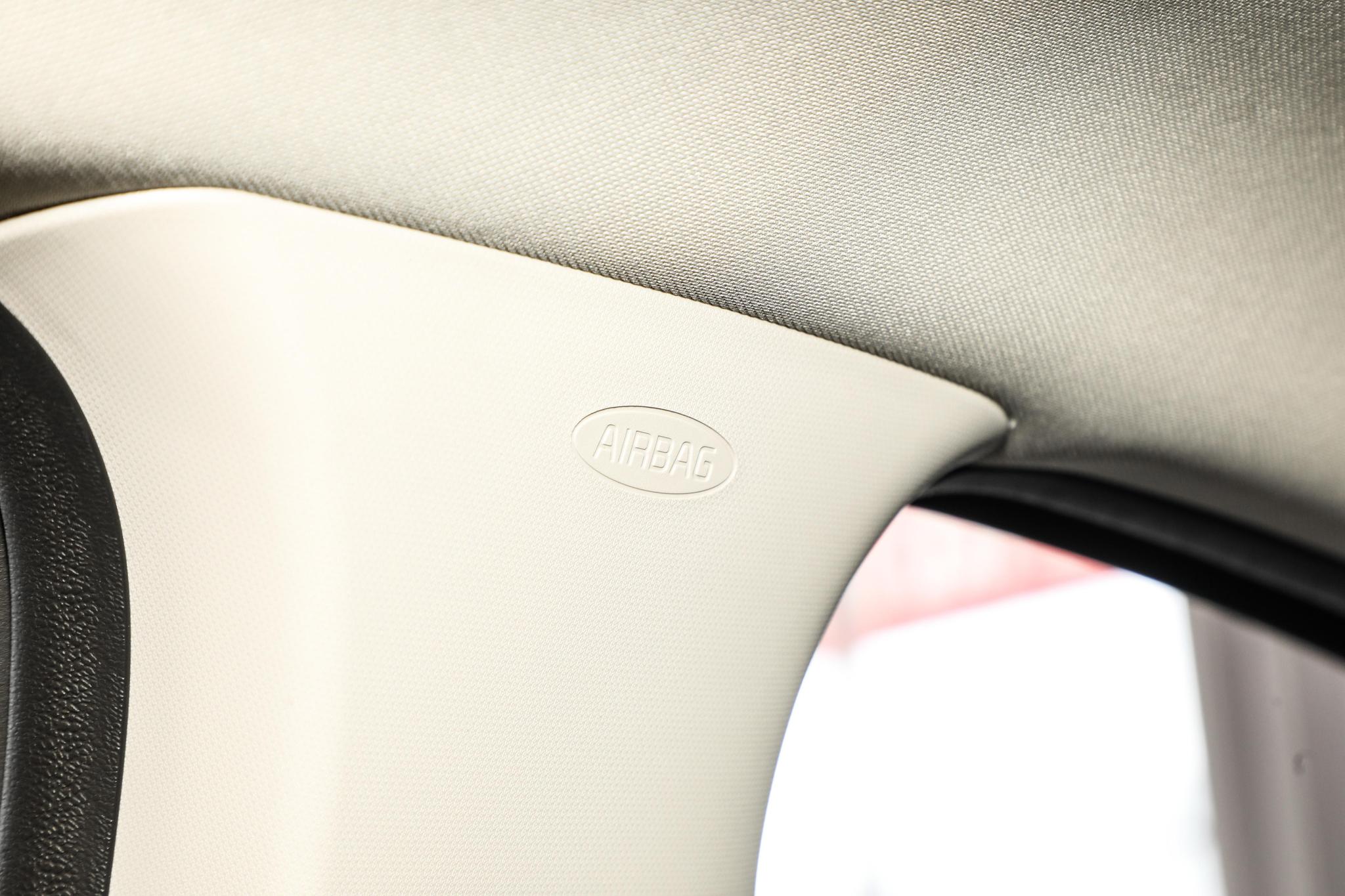 Discover Kia Kia K5 Exterior Interior Images.Find all aspects and details of cars.