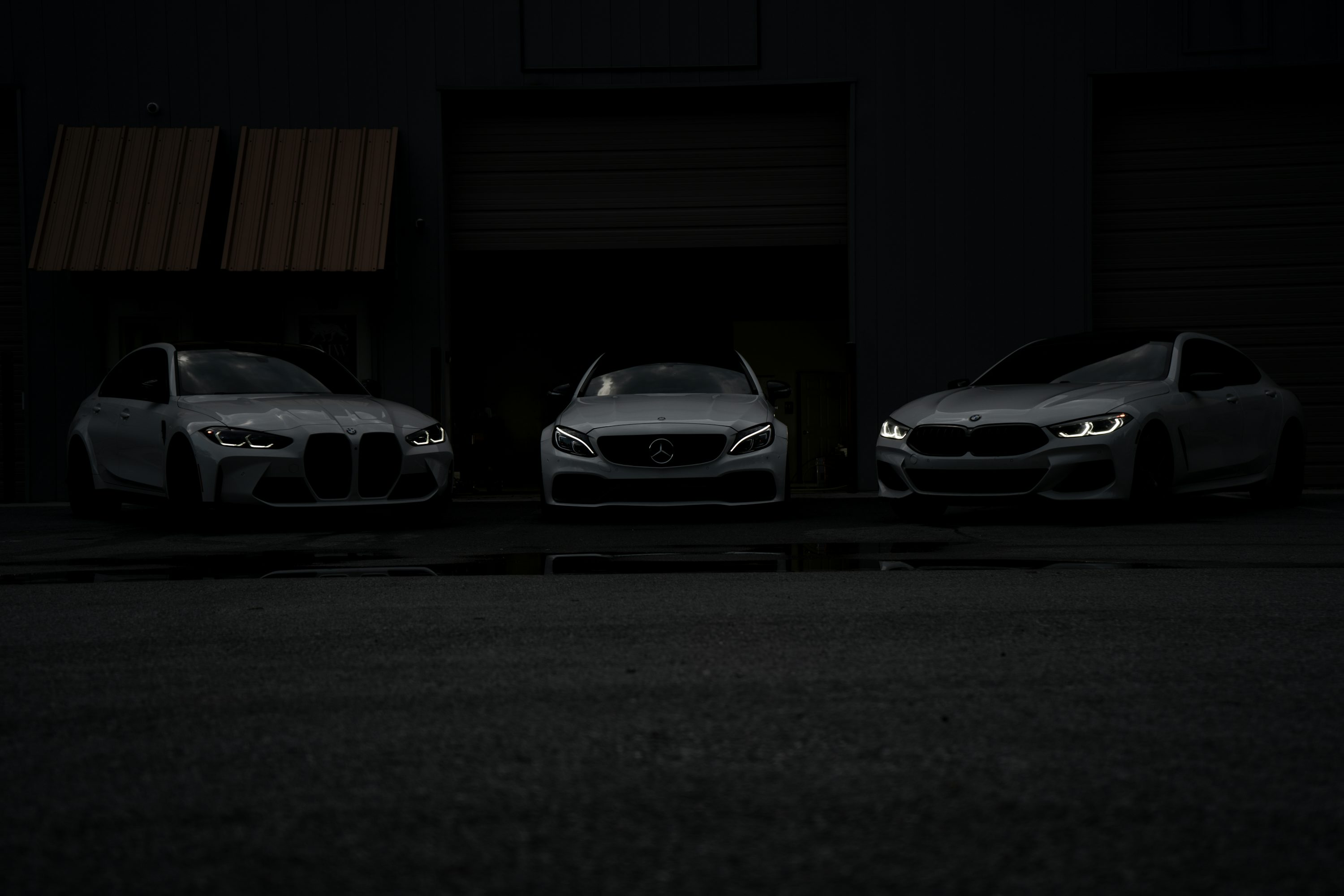 Quattro vs 4Matic vs xDrive vs 4Motion: Which AWD System Is the Best for Desert?
