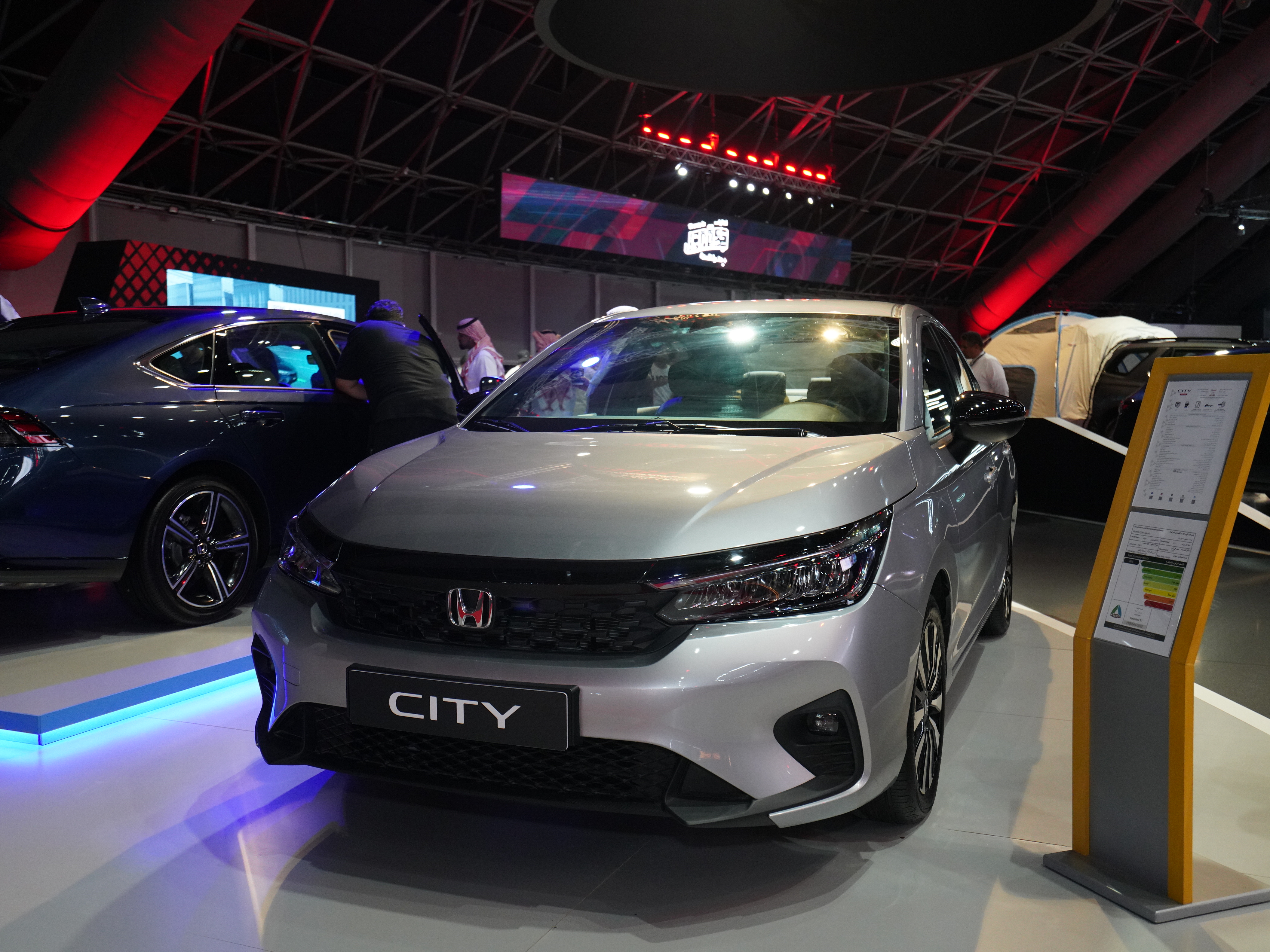 Discover Honda Honda City Exterior Interior Images.Find all aspects and details of cars.