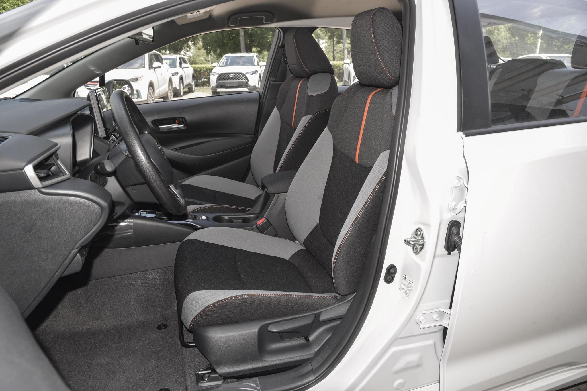 Discover Toyota Toyota Corolla Exterior Interior Images.Find all aspects and details of cars.