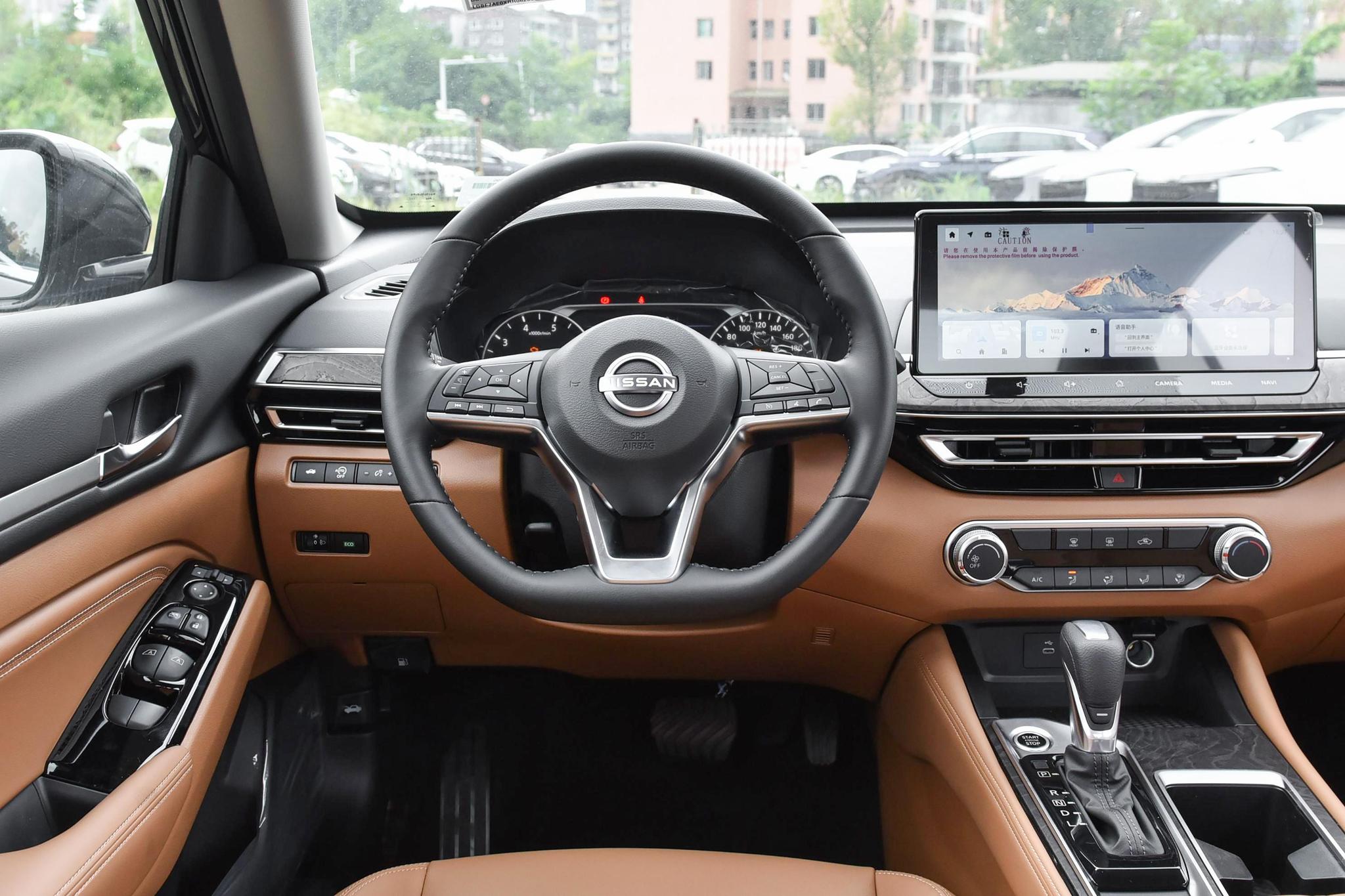 Discover Nissan Nissan Altima Exterior Interior Images.Find all aspects and details of cars.