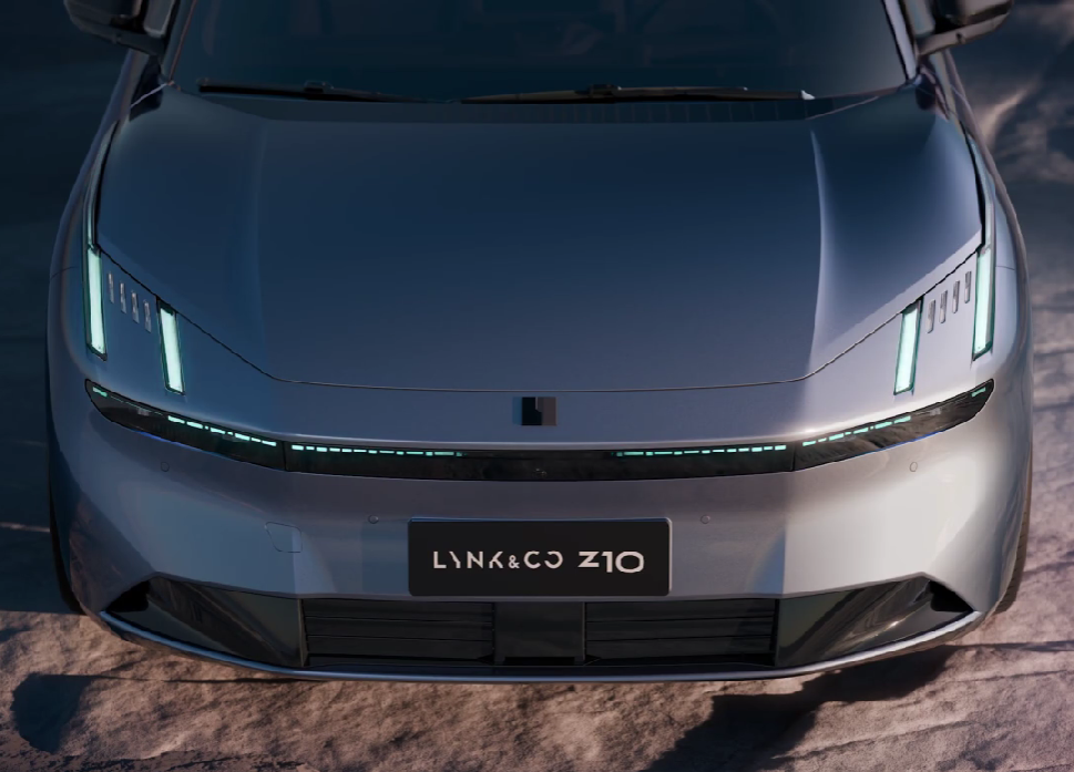 Exterior view of LYNK&CO Z10