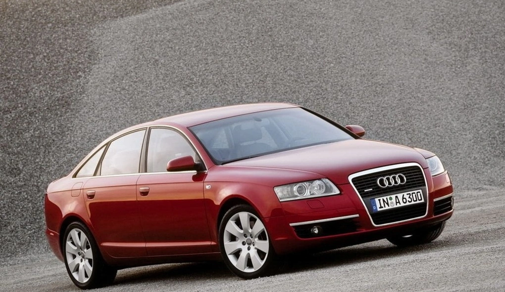 This article provides a detailed analysis of the causes of Audi A6 transmission failures and their solutions, including issues with the valve body, carbon buildup, pressure regulating valve failures, and vehicle speed sensor faults.