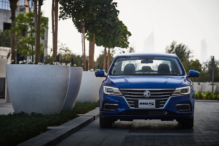 mg5-bold-looks-and-a-highly-spirited-powertrain