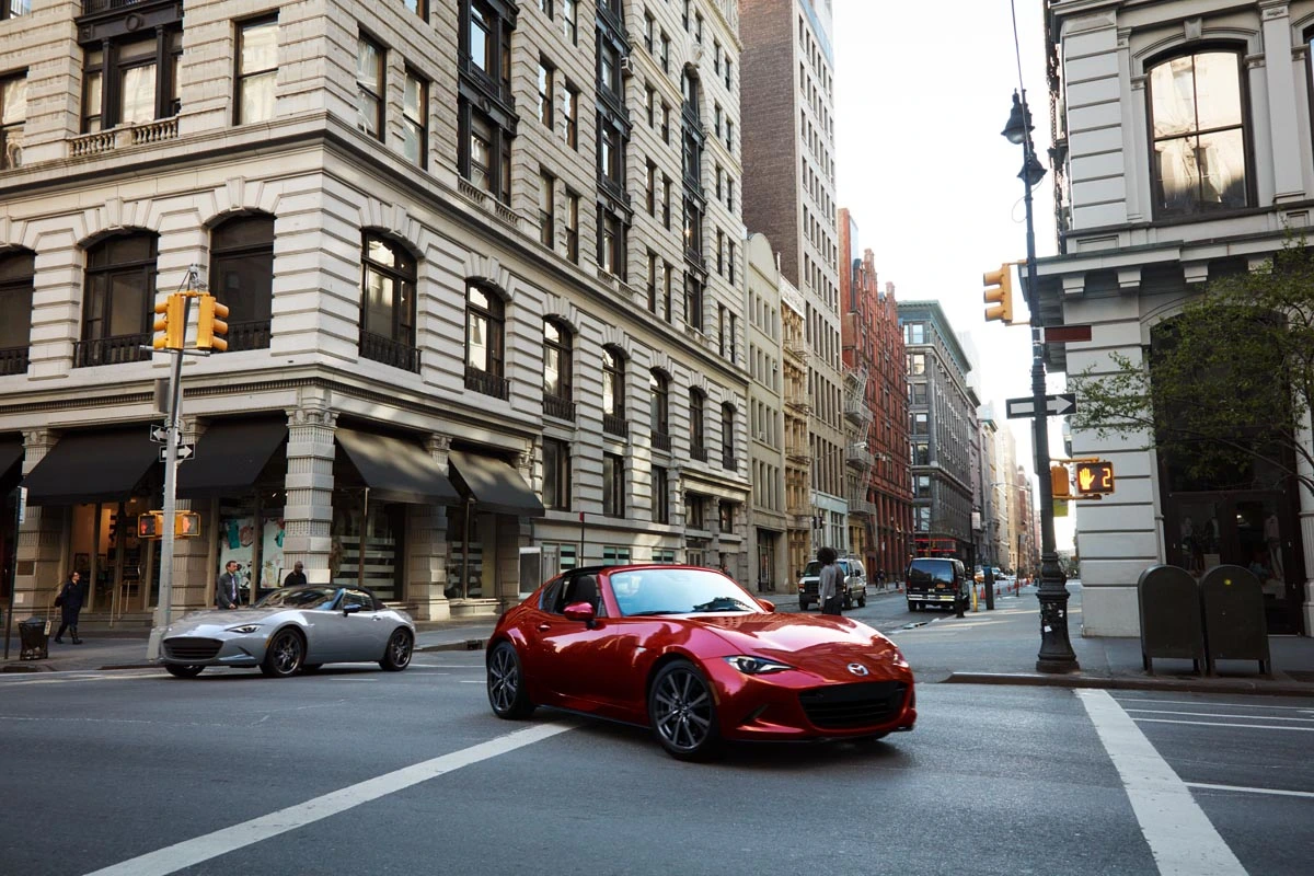 ظهور Mazda MX-5 الجديدة لأول مرة في السعودية