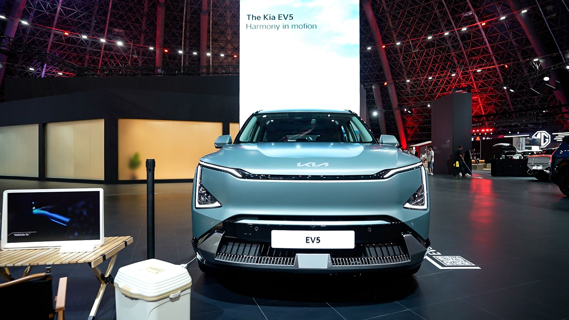 2025 KIA EV5 at 2024 Jeddah International Motor Show, Cartea will bring you the latest pictures and specifications of the model