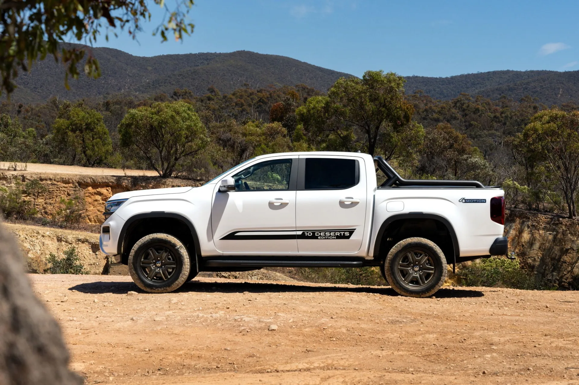 Volkswagen Amarok Unveils Special Desert Edition