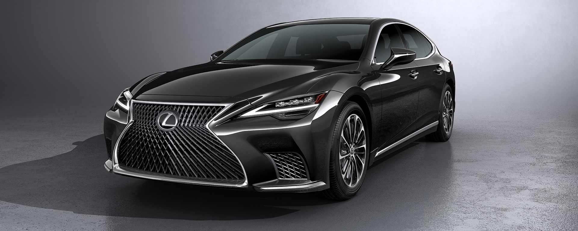 This article introduces the specifications, prices, and main pros and cons of the Lexus LS 2025.