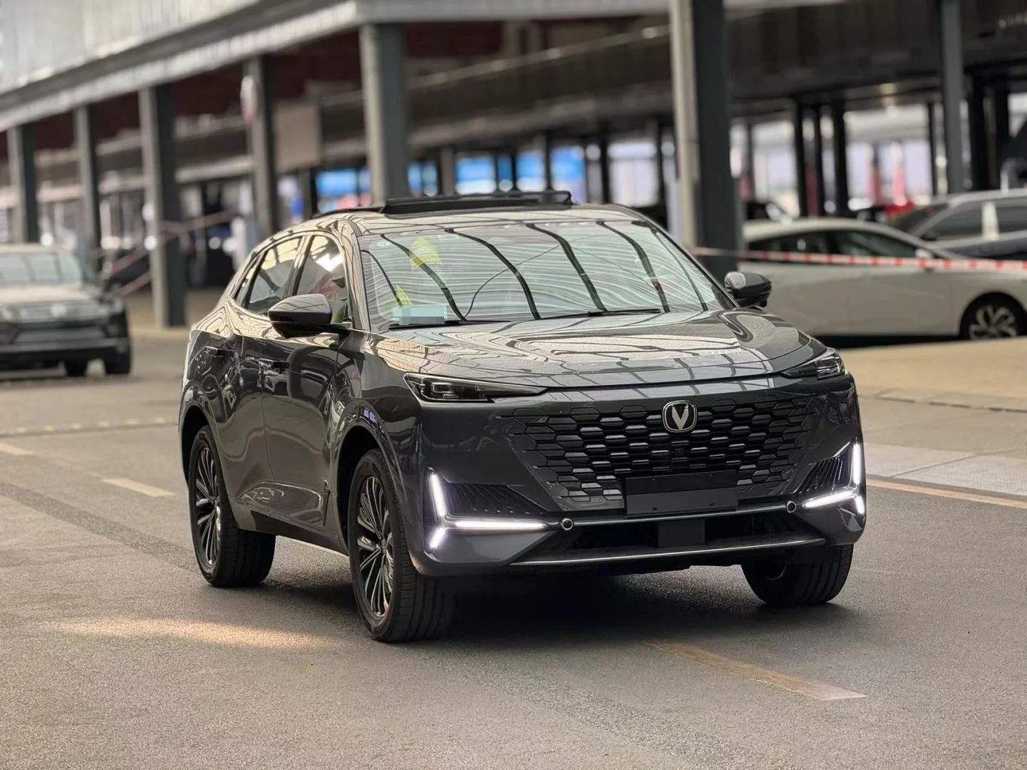 This article details the price of the 2025 Changan UNI-K in the Saudi market, along with its model categories and modern technological features.