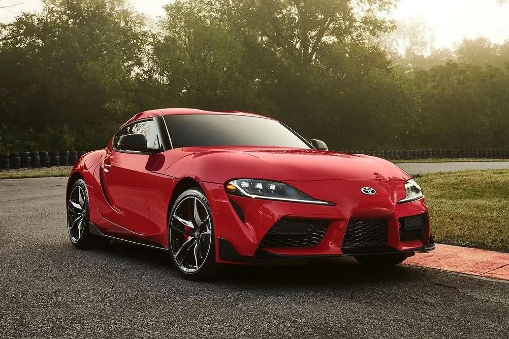 Despite the addition of a manual transmission option, the sales of the Toyota Supra plummeted significantly in 2023, leaving many shocked.