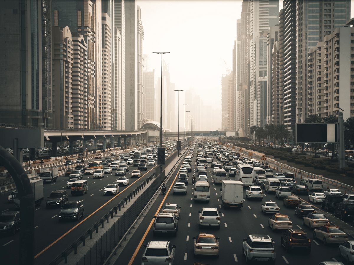 The UAE’s latest traffic laws, effective from March 29, 2025, lower the driving age to 17 and introduce enhanced road safety measures. 