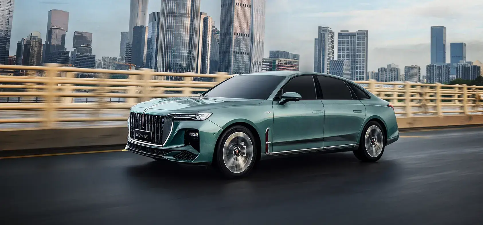 Explore the top luxury Chinese sedans in the UAE for 2025, including Hongqi H9 and BYD Han.