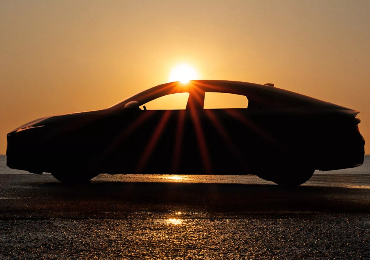 Discover if the new Lexus ES 2026 is set to redefine luxury sedans, potentially overshadowing the LS.