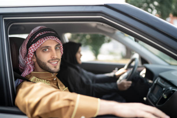 Discover how far Oman is from Dubai by car in 2025, including driving routes
