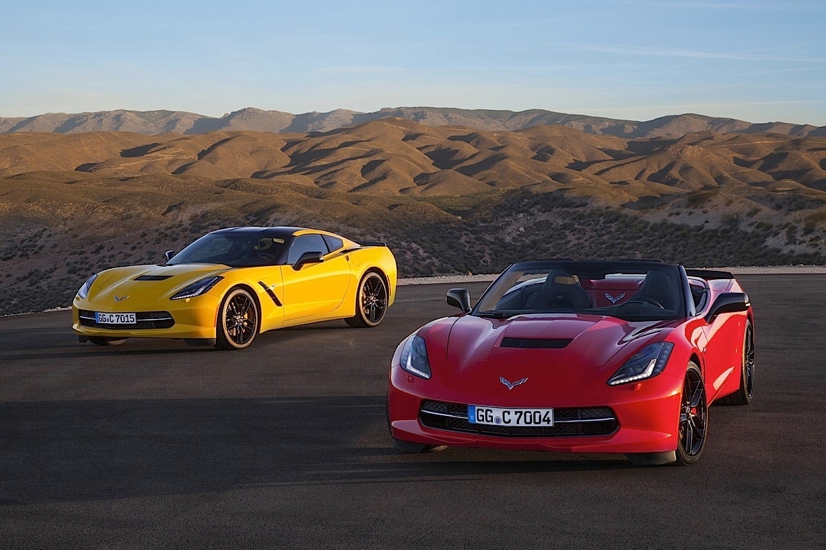 Discover if buying American specs cars in Dubai makes sense in 2025. Learn about warranty impacts, maintenance costs, and smart purchasing strategies