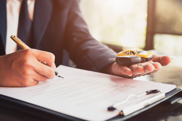 Learn how to transfer insurance of car to new owner smoothly in 2025. Discover mandatory steps