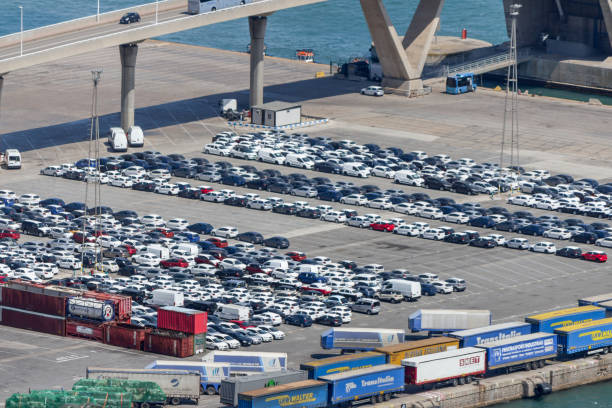 Discover required documents, online processes, inspection rules, and fees for smooth vehicle registration transfer.