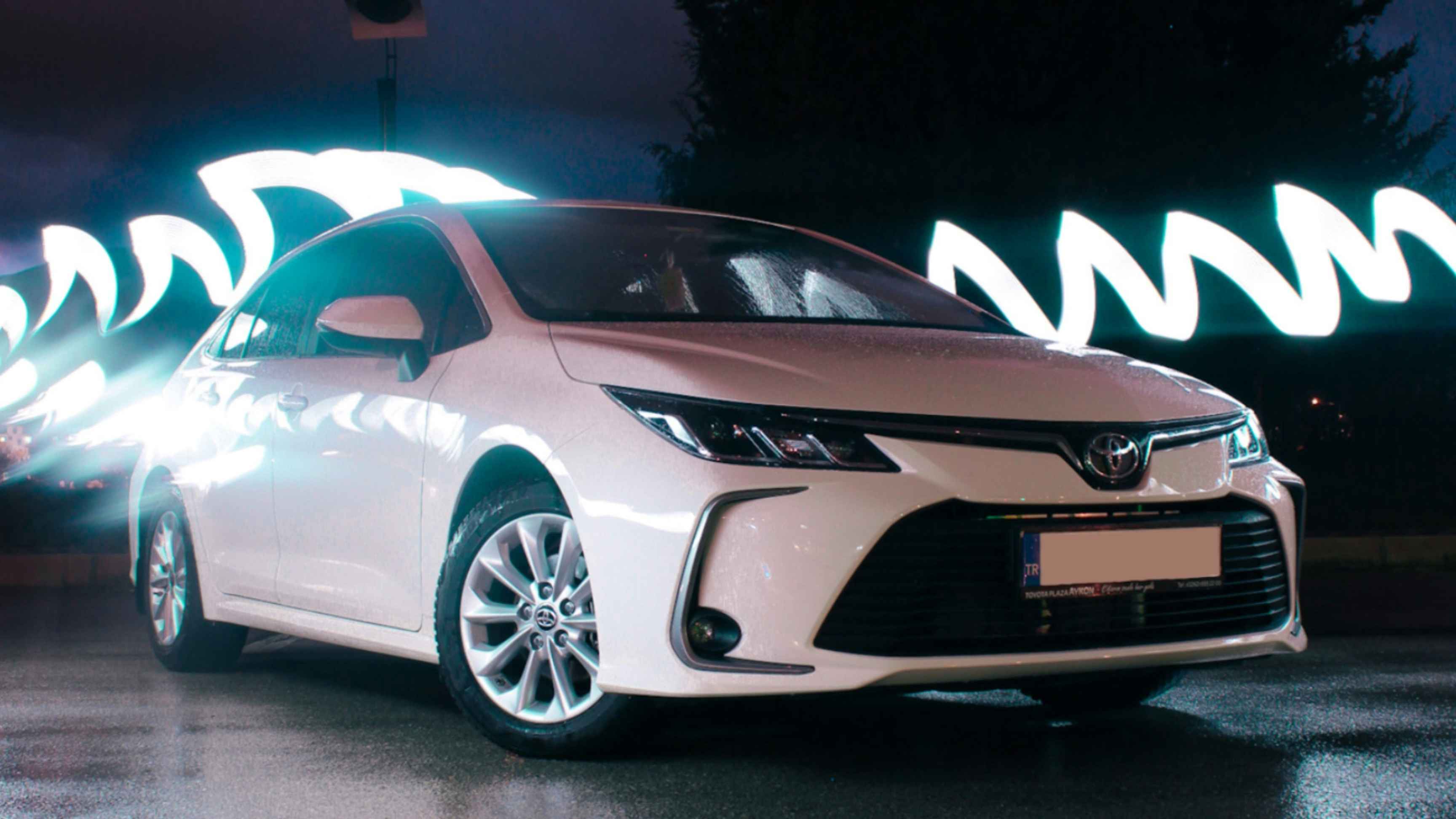 Discover proven strategies to improve your Toyota Corolla’s mileage in 2025 with actionable fuel efficiency tips, hybrid model insights