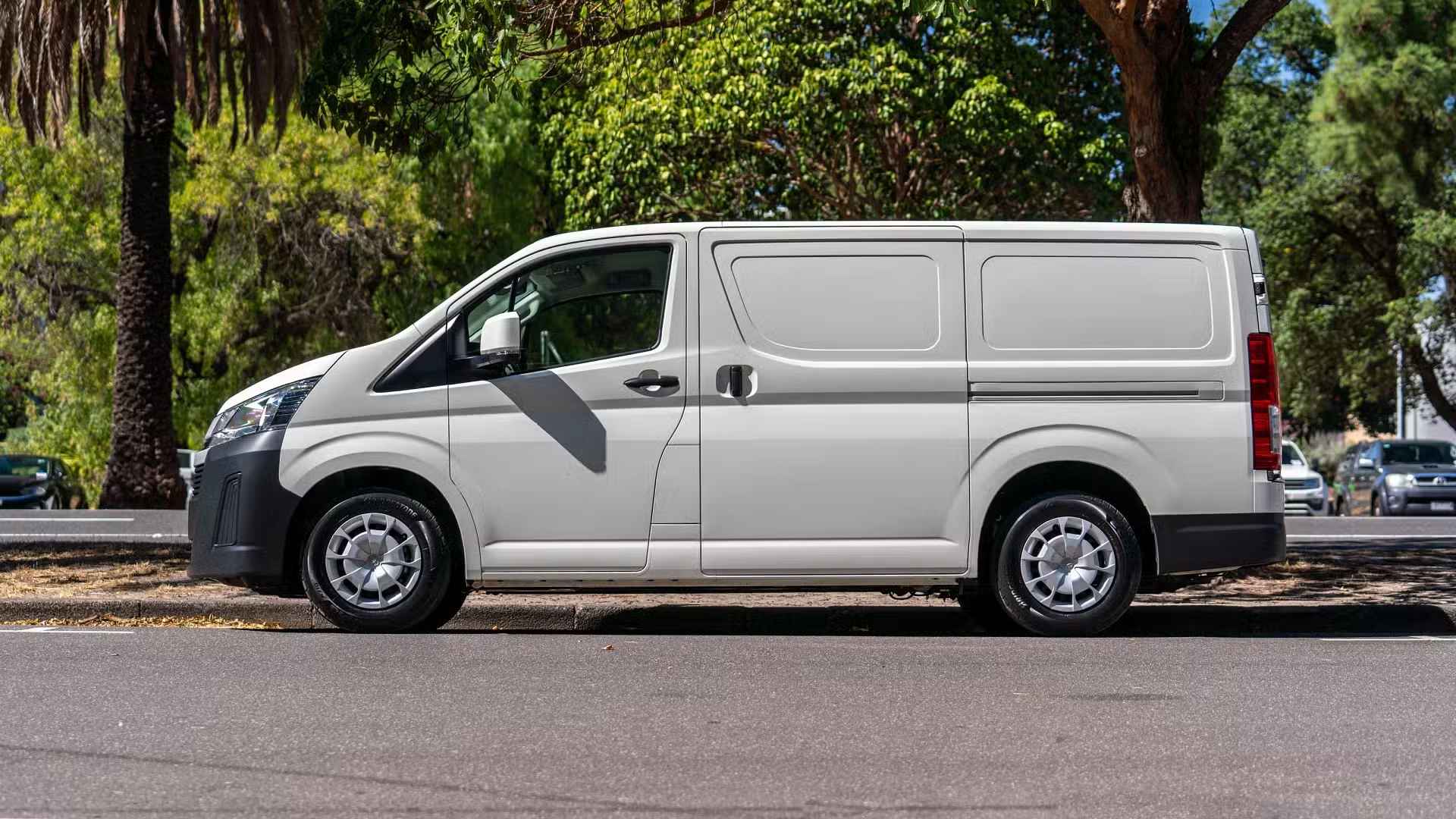 2025-toyota-hiace-2024-dimensions