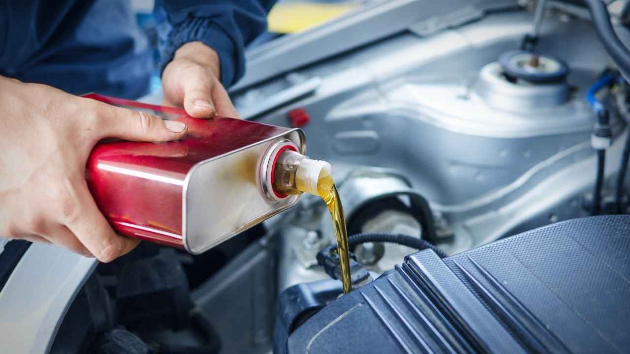 Discover the 2025 Toyota Hiace petrol tank capacity insights with useful details on fuel efficiency, driving range calculations