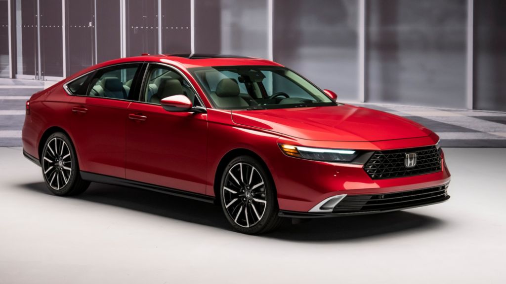Compare the 2025 Honda Accord and Toyota Camry side-by-side. 