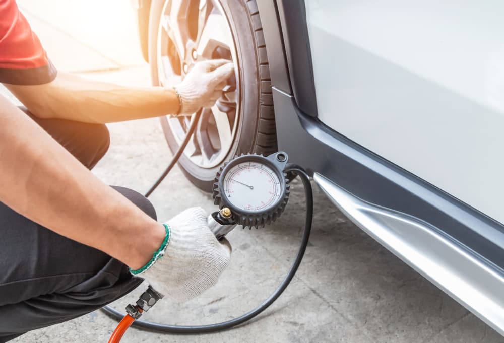 Master your Toyota Fortuner tyre pressure with 2025-specific guidelines. 