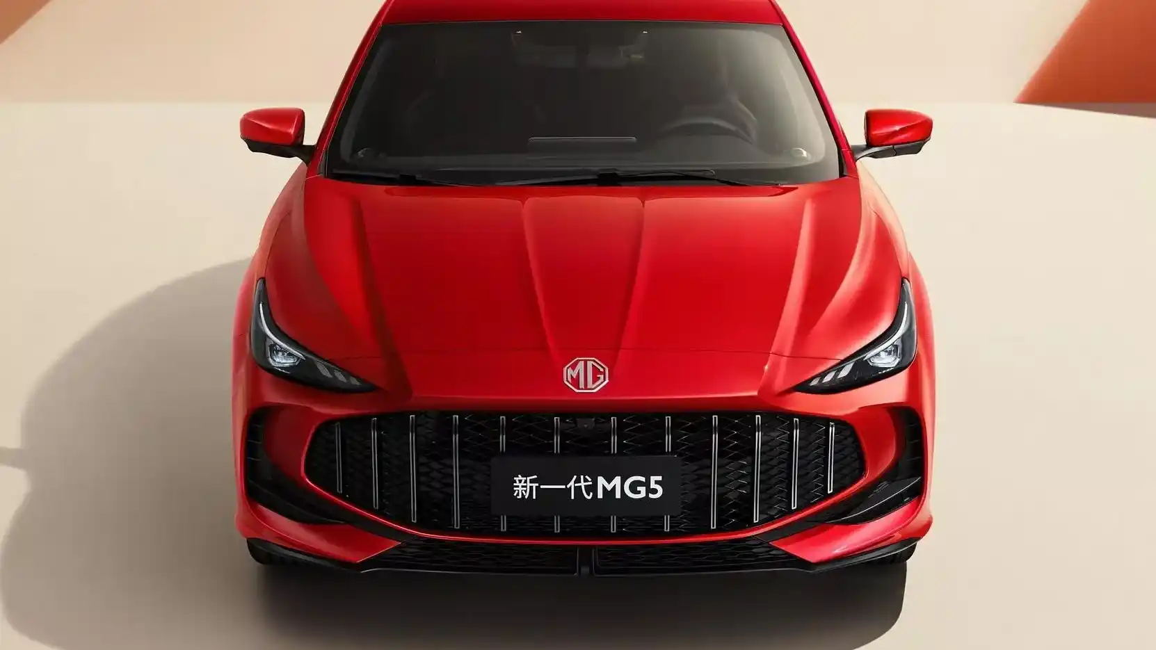 Compare the 2025 MG 5 and Toyota Yaris side-by-side. Discover which compact sedan offers better value, tech features, and fuel efficiency.