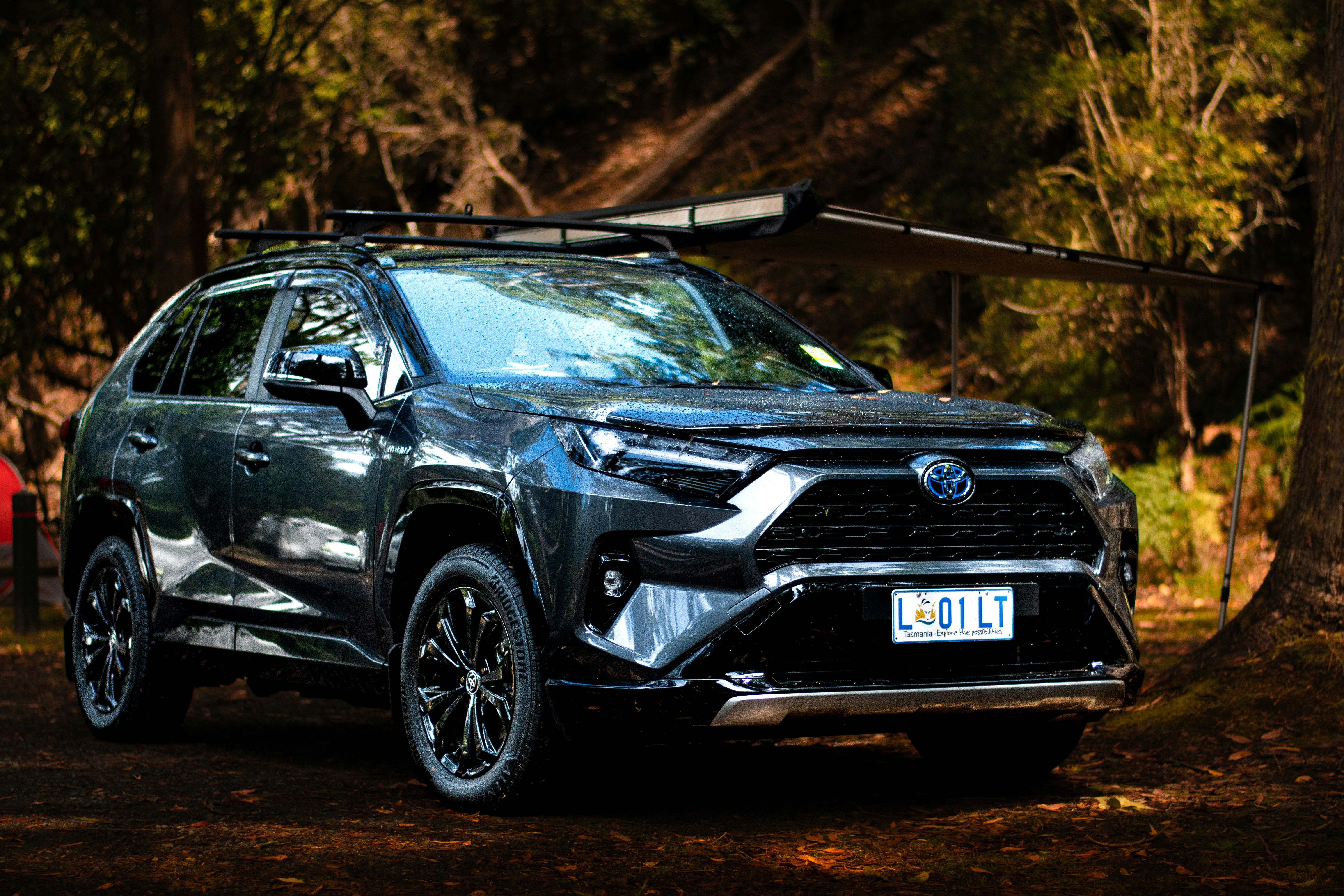 حجم إطارات تويوتا RAV4 2025:دليل شامل لاختيار الأنسب