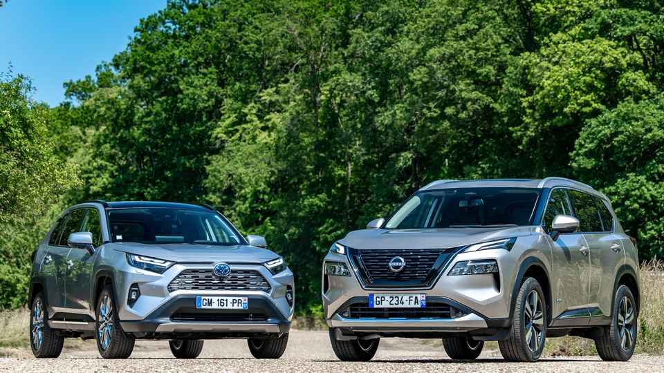Compare the 2025 Nissan X-Trail and Toyota RAV4 hybrids in fuel efficiency, tech features, and overall value