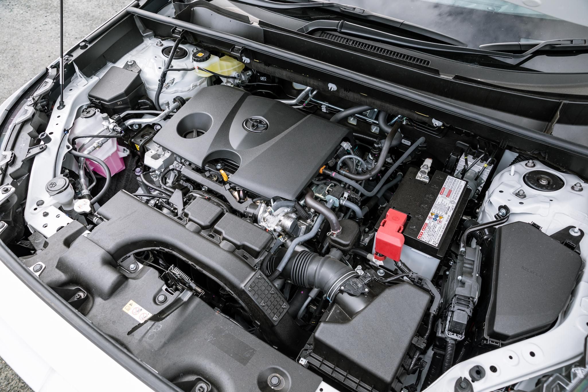 حجم محرك تويوتا RAV4 2025:دليل شامل لاختيار الأنسب لاحتياجاتك