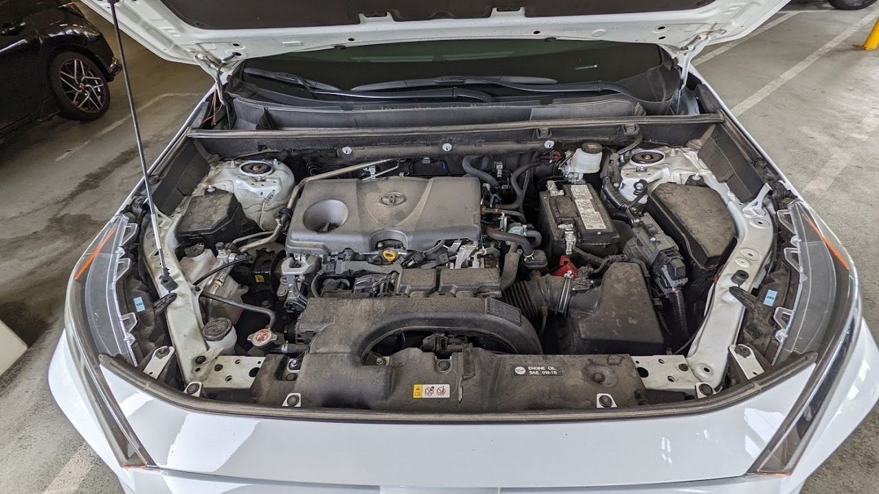 حجم محرك تويوتا RAV4 2025:دليل شامل لاختيار الأنسب لاحتياجاتك