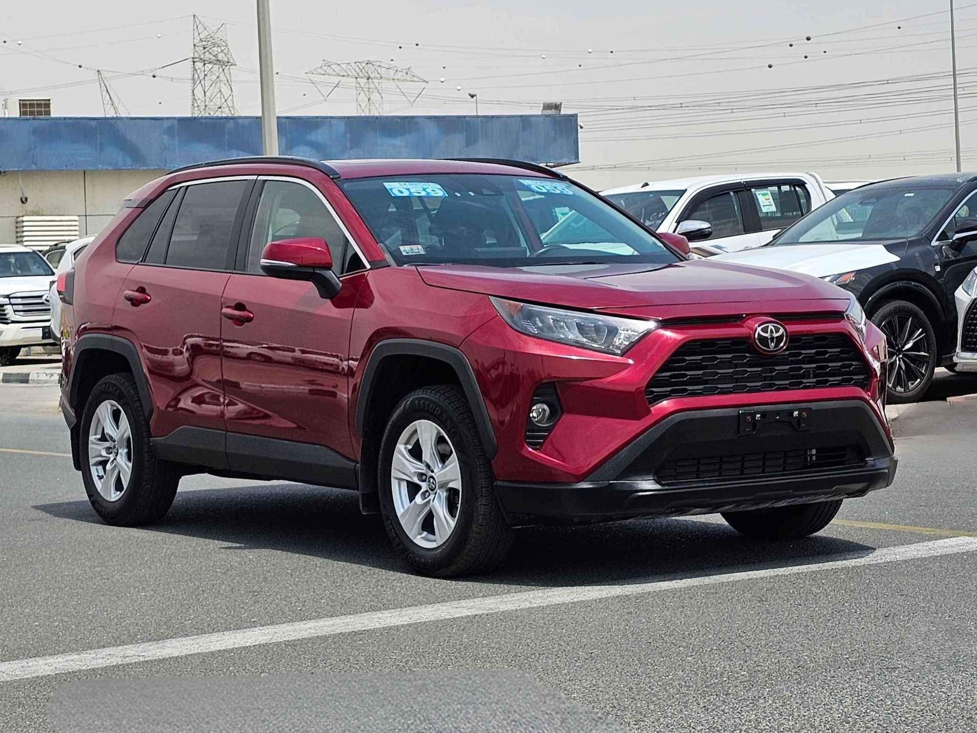 سعر تويوتا RAV4 فول أوشين 2025 في الإمارات:دليل الشراء الشامل