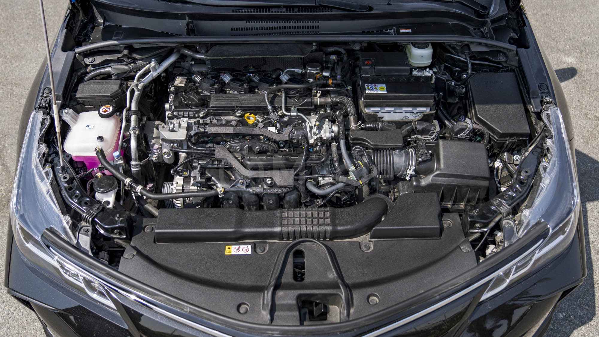 Discover the 2025 Toyota RAV4 engine size options, including hybrid models. Learn how to choose the right engine for fuel efficiency, horsepower