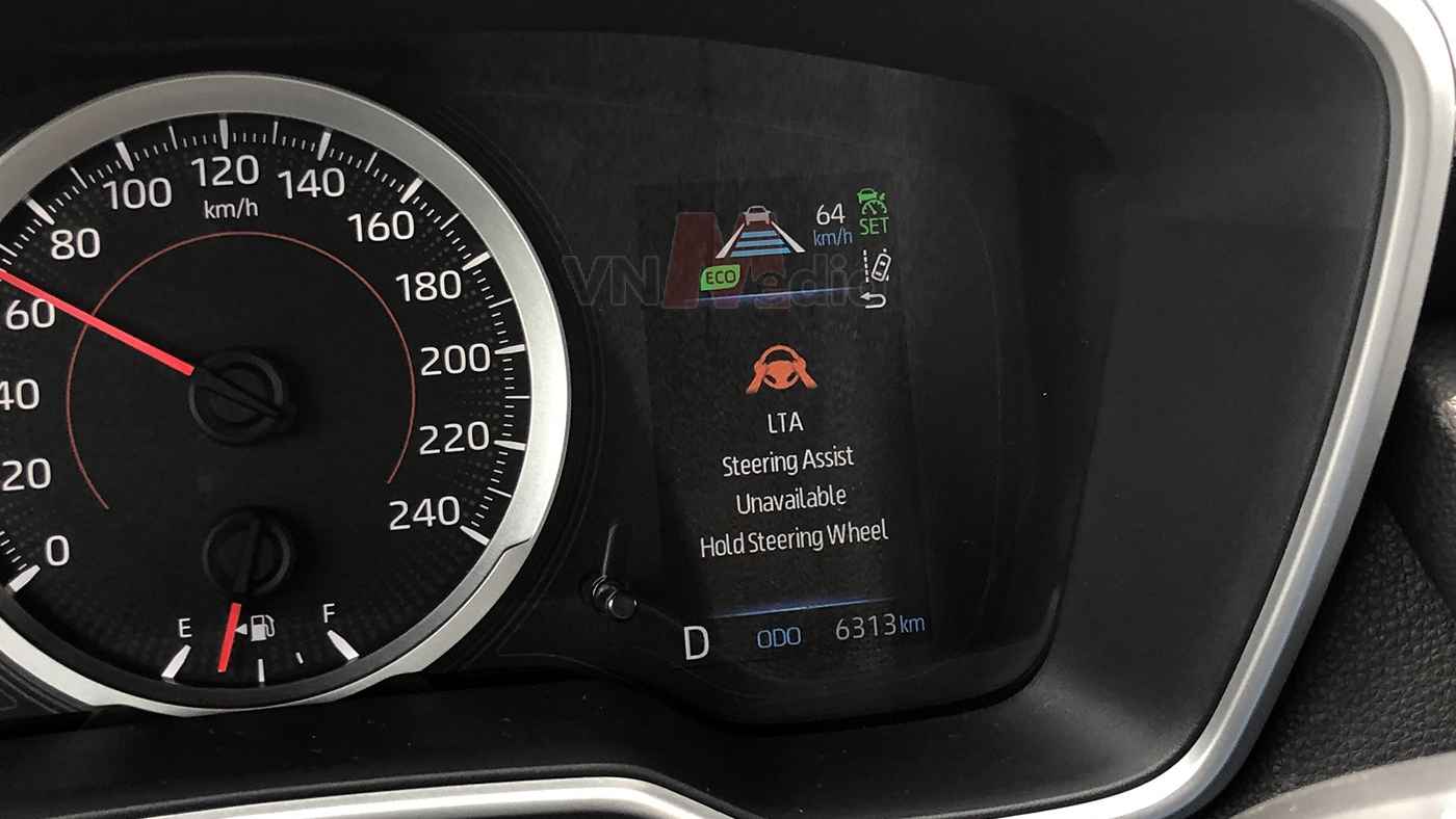 Optimize your Toyota RAV4 mileage in UAE for 2025. Compare hybrid, petrol, and diesel models and learn smart fuel-saving techniques.