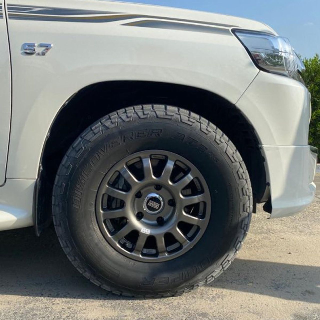 مقاس إطارات FJ Cruiser 2025:دليل شامل لاختيار الأنسب