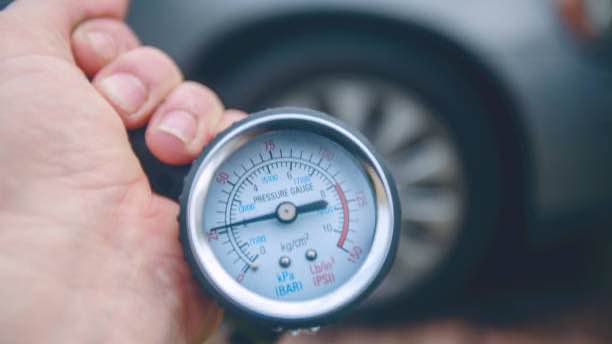 Find the ideal Innova Crysta tire pressure for models. Learn adjustment steps, fuel benefits & maintenance essentials.