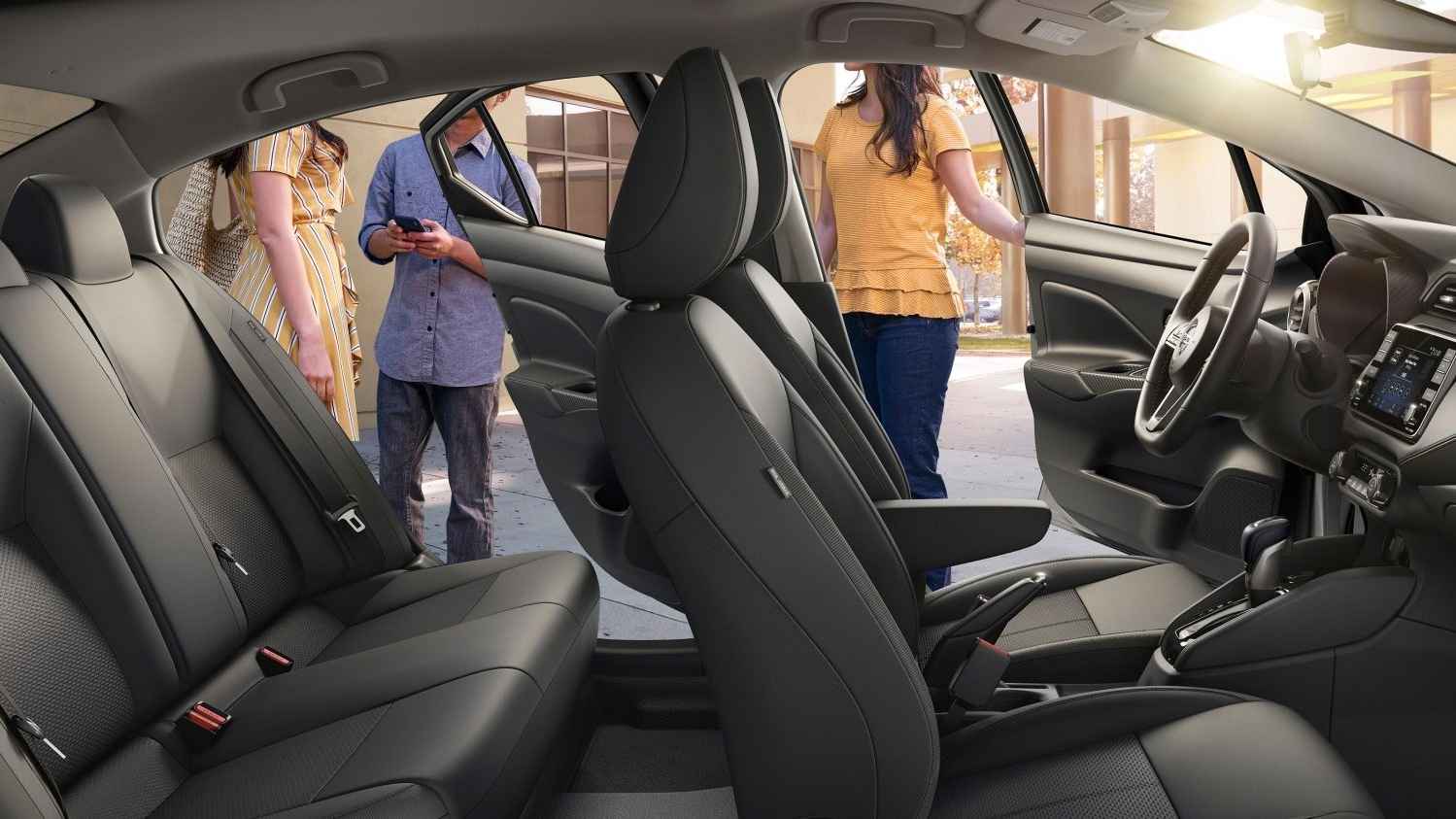 اكتشف أبعاد نيسان ساني 2022 الخارجية والداخلية بالتفصيل، مع تحليل عملي لملاءمتها للحياة اليومية في المدن السعودية. 