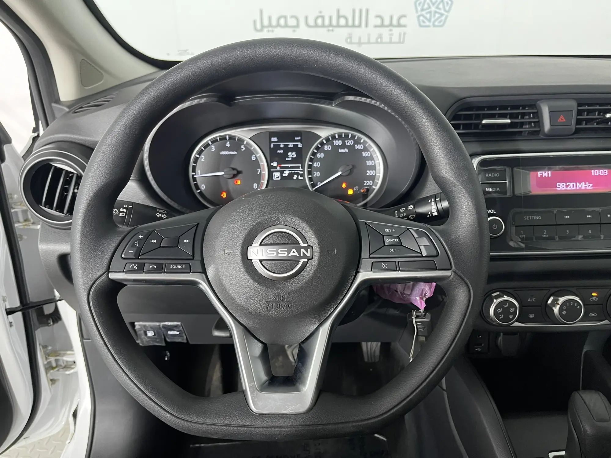 استهلاك نيسان صني للوقود لكل كيلومتر في 2025:دليل عملي لكل سائق
