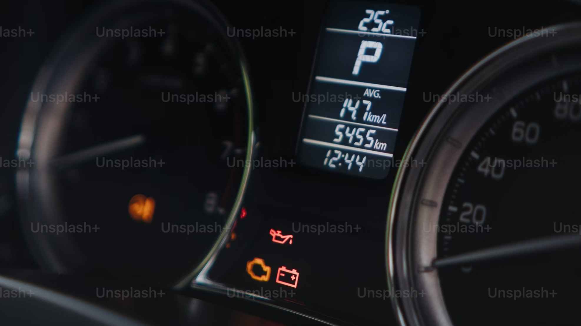 Maximize your Honda Accord 2015 fuel efficiency with real-world km/L data. Discover practical maintenance tips, smart driving habits