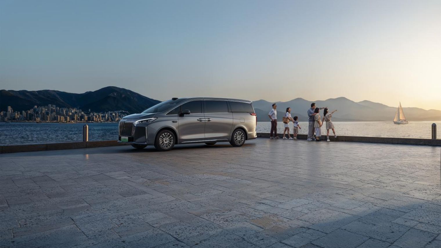 Great Wall Unveils Gaoshan Series: Luxury Hybrid Minivans