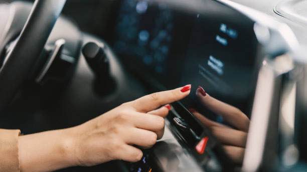 Discover essential tips for navigating your 2025 Toyota Yaris dashboard. Learn about warning light meanings