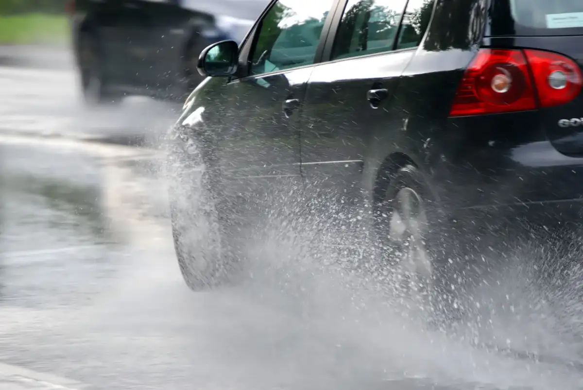 Driving in the Rain: How to Stay Safe on Wet Gulf Roads