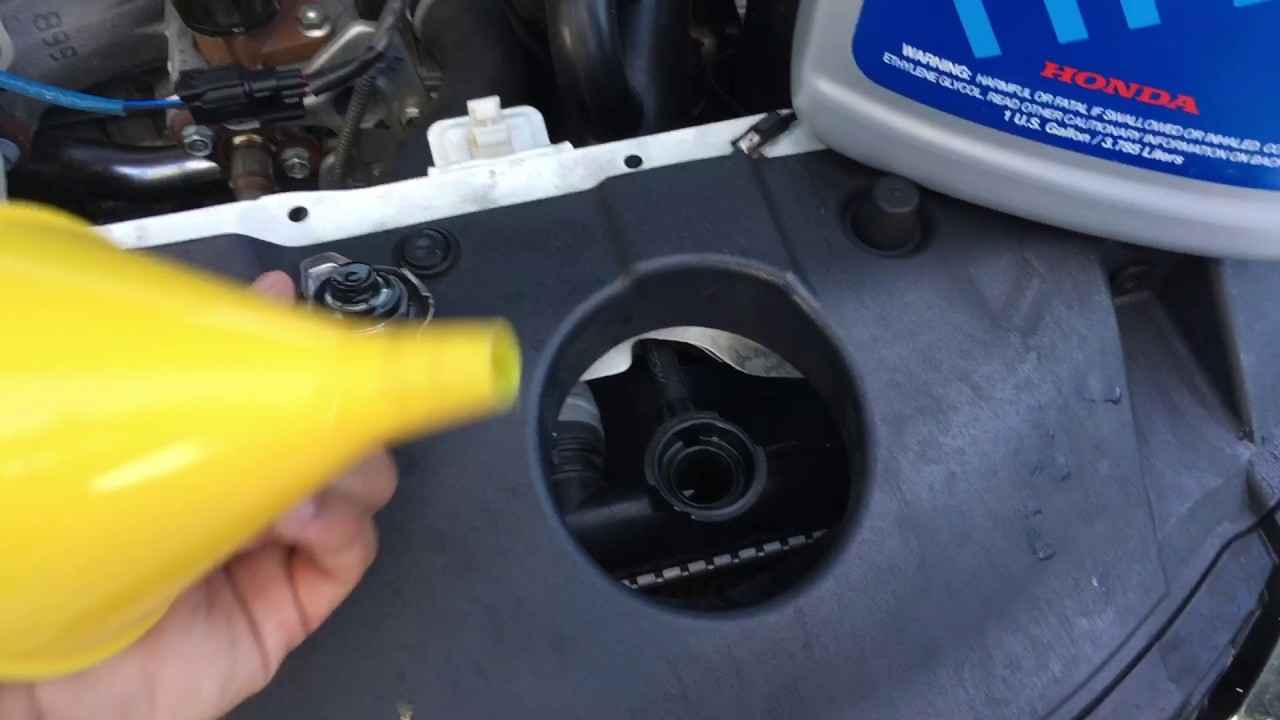 Learn proper Honda Civic coolant maintenance for 2025 models. Discover how to check levels, choose the correct coolant types, and prevent overheating